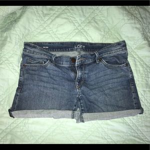 Ann Taylor loft shorts size 00/24